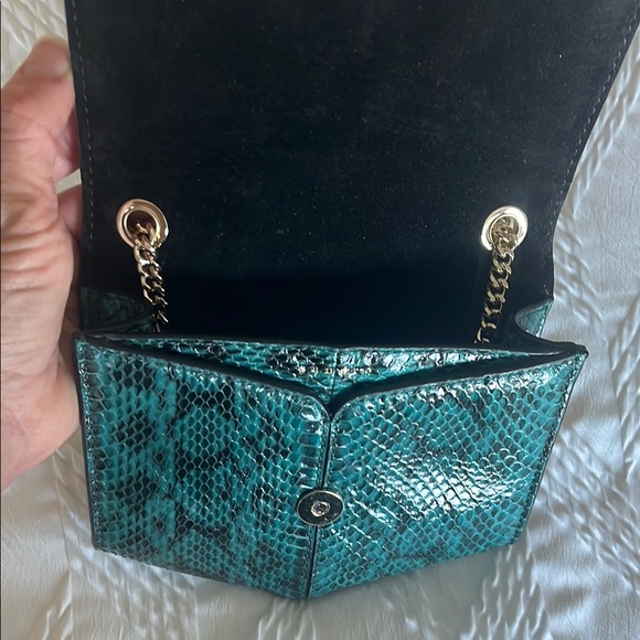 Sandro Paris Turquoise Snakeskin
Good condition - Picture 2 of 6